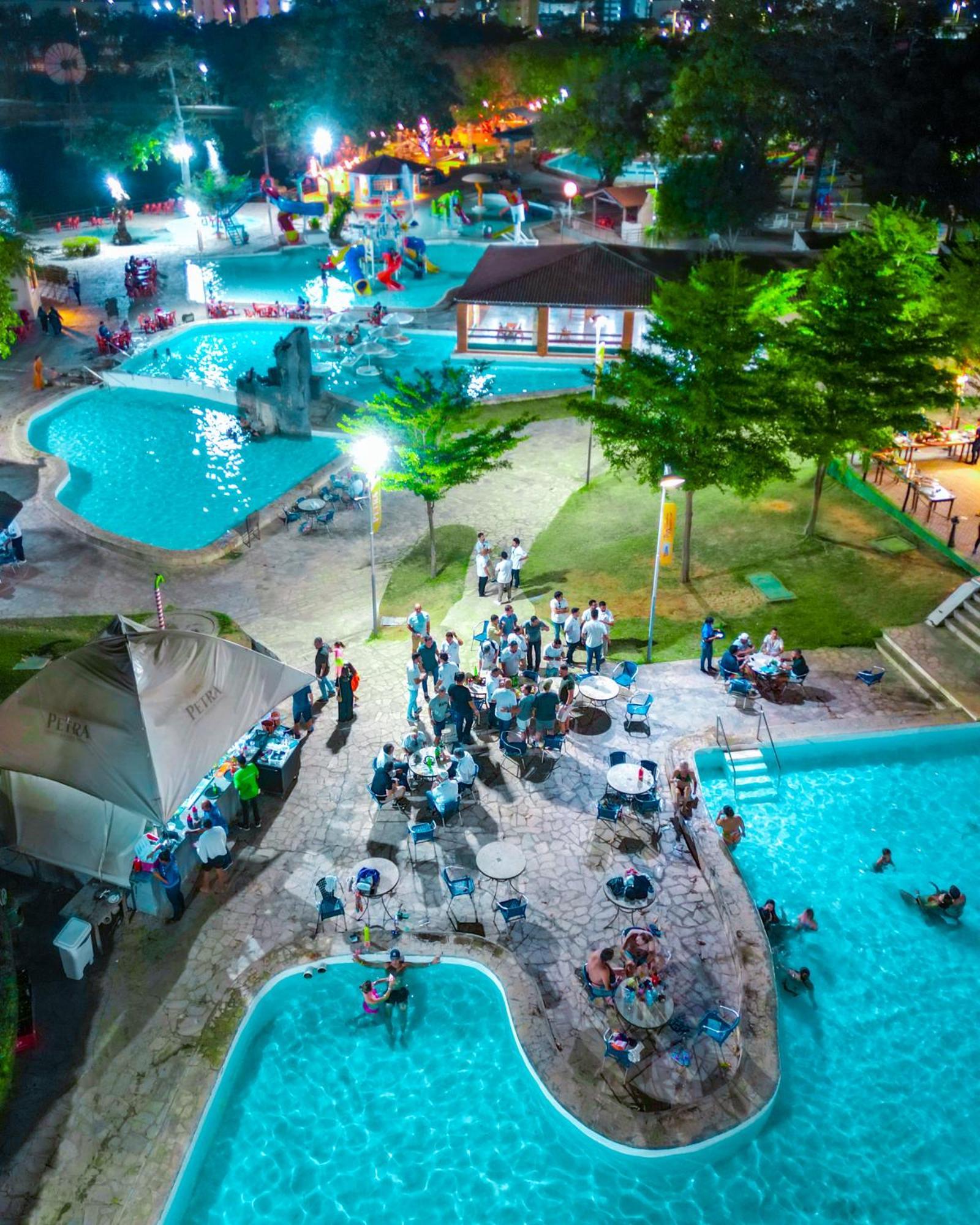Thermas Hotel Мосоро Экстерьер фото